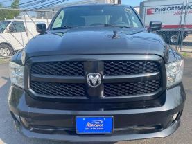 2016 RAM 1500 QUAD CAB PICKUP BLACK AUTOMATIC - Auto Spot