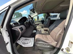 2015 Honda Odyssey Touring Elite Minivan 4d - Image 18