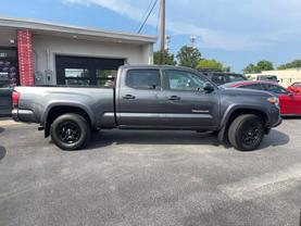 Used 2018 TOYOTA TACOMA DOUBLE CAB PICKUP V6, 3.5 LITER SR5 PICKUP 4D 6 FT - LA Auto Star located in Virginia Beach, VA