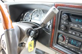 2005 CADILLAC ESCALADE SUV V8, 6.0 LITER SPORT UTILITY 4D