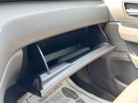 2015 Honda Odyssey Touring Elite Minivan 4d - Image 52