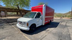 2000 GMC SAVANA CUTAWAY VAN V8, 5.7 LITER VAN CAB-CHASSIS 2D