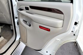 2005 CADILLAC ESCALADE SUV V8, 6.0 LITER SPORT UTILITY 4D