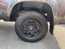 Used 2018 TOYOTA TACOMA DOUBLE CAB PICKUP V6, 3.5 LITER SR5 PICKUP 4D 6 FT - LA Auto Star located in Virginia Beach, VA