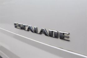2005 CADILLAC ESCALADE SUV V8, 6.0 LITER SPORT UTILITY 4D