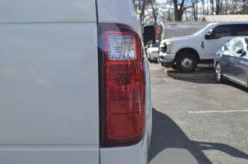 2015 Ford F350 Super Duty Crew Cab - Image 11