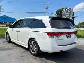 2015 Honda Odyssey Touring Elite Minivan 4d - Image 3