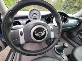 2004 MINI COOPER HATCHBACK 4-CYL, 1.6 LITER HATCHBACK 2D
