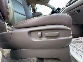 2015 Honda Odyssey Touring Elite Minivan 4d - Image 30