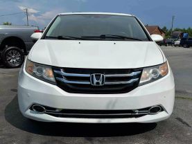 2015 Honda Odyssey Touring Elite Minivan 4d - Image 8