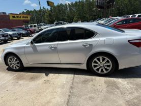 2008 LEXUS LS SEDAN WHITE AUTOMATIC - 2EZ Auto Brokers LLC