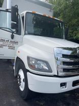 2015 Hino 268 - Image 23