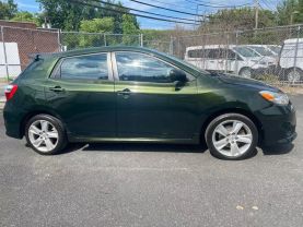 2012 TOYOTA MATRIX WAGON GREEN MANUAL - Auto Spot