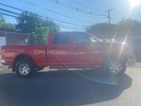 2015 RAM 1500 CREW CAB PICKUP RED AUTOMATIC - Auto Spot