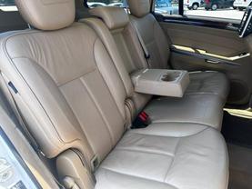 2011 MERCEDES-BENZ GL-CLASS SUV V8, 4.6 LITER GL 450 4MATIC SPORT UTILITY 4D