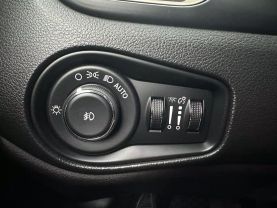 2016 JEEP RENEGADE SUV BLUE AUTOMATIC - Auto Spot