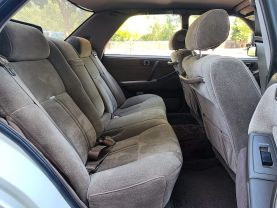 1990 TOYOTA CROWN SEDAN 1G-GE ROYAL SALOON