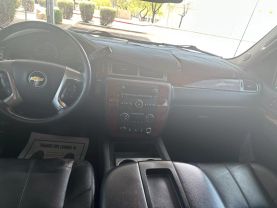 2013 CHEVROLET AVALANCHE SUV V8, FLEX FUEL, 5.3 LITER BLACK DIAMOND LT SPORT UTILITY PICKUP 4D 5 1/4 FT at The One Autosales Inc in Phoenix , AZ 85022  33.60461470880989, -112.03641575767358