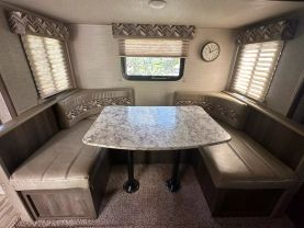 2019 KEYSTONE RV BULLET CROSSFIRE TRAVEL TRAILER WHITE-BLACK-BLUE - - Citywide Auto Group LLC