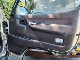 1998 TOYOTA HIACE VAN 1KZ-TE SUPER CUSTOM LIMITED