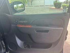 2013 CHEVROLET AVALANCHE SUV V8, FLEX FUEL, 5.3 LITER BLACK DIAMOND LT SPORT UTILITY PICKUP 4D 5 1/4 FT at The One Autosales Inc in Phoenix , AZ 85022  33.60461470880989, -112.03641575767358