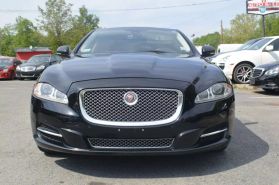 2015 Jaguar Xj - Image 2