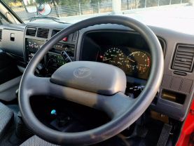 1998 TOYOTA TOYOACE TRUCK 3L FIRE TRUCK