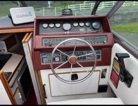 1989 SEA RAY 230 WEEKENDER 23 FT - -