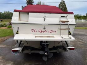 1989 SEA RAY 230 WEEKENDER 23 FT - -