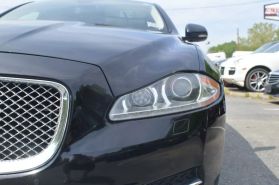 2015 Jaguar Xj - Image 9