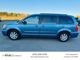 2011 CHRYSLER TOWN & COUNTRY VAN V6, 3.6 LITER TOURING MINIVAN 4D