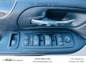 2011 CHRYSLER TOWN & COUNTRY VAN V6, 3.6 LITER TOURING MINIVAN 4D
