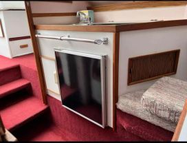 1989 SEA RAY 230 WEEKENDER 23 FT - -