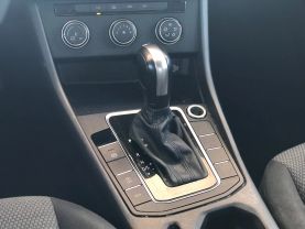 2019 VOLKSWAGEN JETTA SEDAN 4-CYL, TURBO, 1.4 LITER 1.4T R-LINE SEDAN 4D