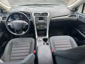 2017 FORD FUSION SEDAN GOLD AUTOMATIC - Auto Spot