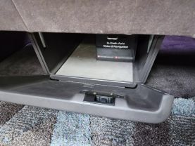 1998 TOYOTA HIACE VAN 1KZ-TE SUPER CUSTOM LIMITED