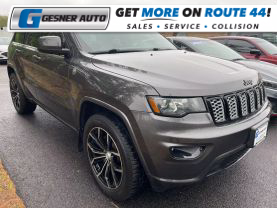 2018 JEEP GRAND CHEROKEE SUV V6, VVT, 3.6 LITER ALTITUDE SPORT UTILITY 4D - Gesner Auto Inc in Taunton, MA, 41.88613, -71.14527