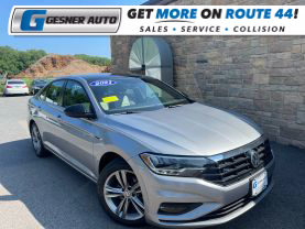 2021 VOLKSWAGEN JETTA SEDAN 4-CYL, TURBO, 1.4 LITER 1.4T R-LINE SEDAN 4D - Gesner Auto Inc in Taunton, MA, 41.88613, -71.14527