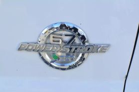 2015 Ford F350 Super Duty Crew Cab - Image 12