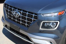 2020 Hyundai Venue - Image 17