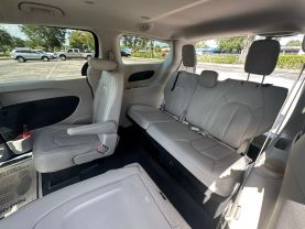 2017 CHRYSLER PACIFICA PASSENGER V6, 3.6 LITER TOURING-L MINIVAN 4D