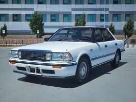 1990 TOYOTA CROWN SEDAN 1G-GE ROYAL SALOON