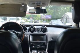 2015 Jaguar Xj - Image 26