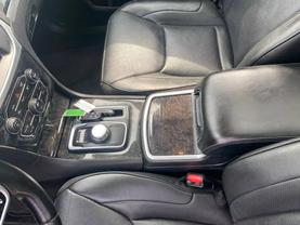 2018 CHRYSLER 300 SEDAN GRAY AUTOMATIC - Auto Spot