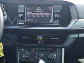 2019 VOLKSWAGEN JETTA SEDAN 4-CYL, TURBO, 1.4 LITER 1.4T R-LINE SEDAN 4D