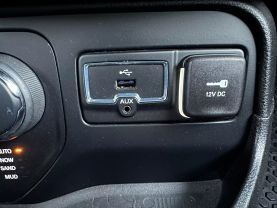 2016 JEEP RENEGADE SUV BLUE AUTOMATIC - Auto Spot