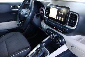 2020 Hyundai Venue - Image 25