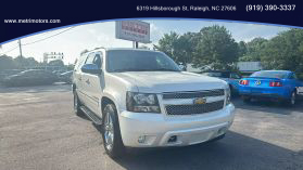2014 Chevrolet Suburban 1500 - Image 1