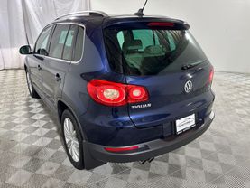 2011 VOLKSWAGEN TIGUAN