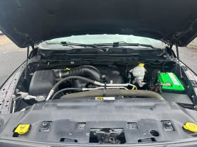2016 RAM 1500 QUAD CAB PICKUP GRAY AUTOMATIC - Auto Spot